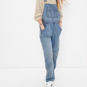 GAP '90s Loose Overalls - size L